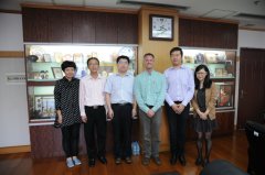美国加州大学欧文分校夏季项目办公室主任访问上海大学